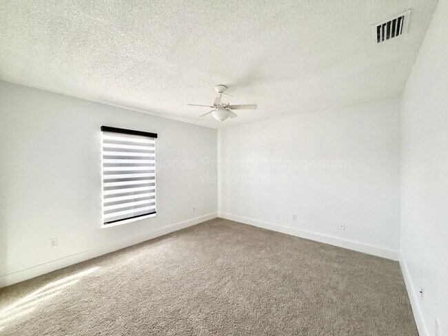 Building Photo - 947 N Atmore Cir