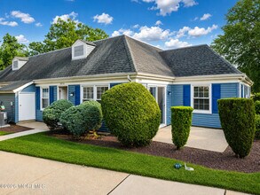 Building Photo - 227A Manchester Ln