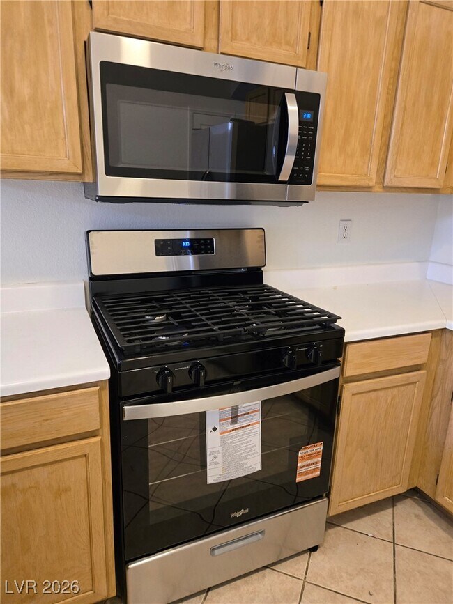 Building Photo - 7704 Kasmere Falls Dr