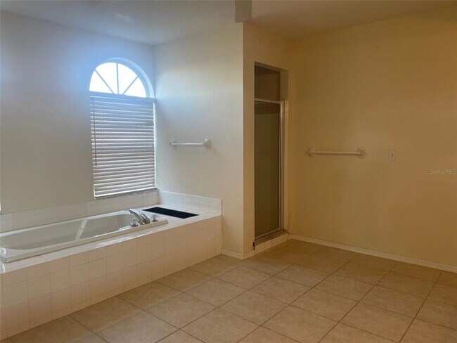 Building Photo - 1644 Arabian Ln