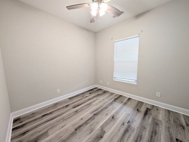 Building Photo - Kiskadee Parke – Long-Term Rental | Conway, SC