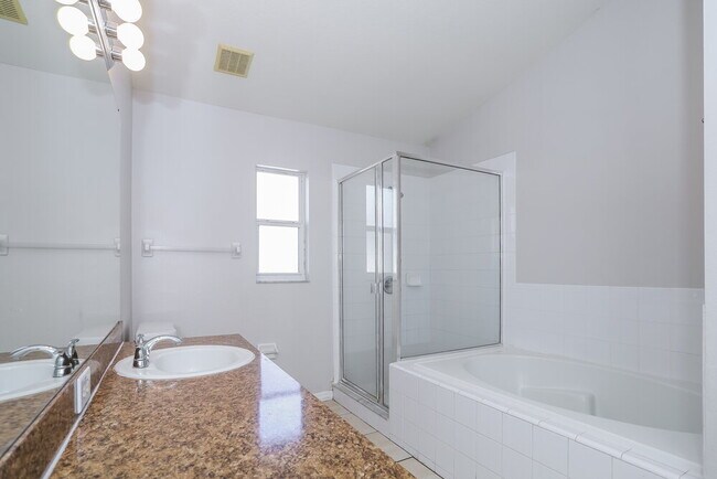 Building Photo - 2234 Majestic Eagle Cir