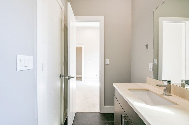 Building Photo - 3215 Garrow St