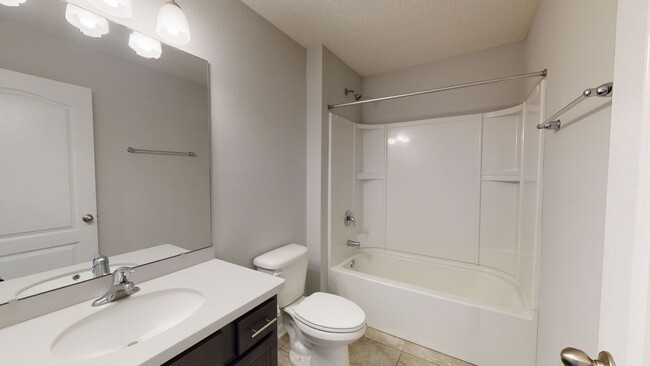 Building Photo - Beautiful home for rent in Deerfield Prese...