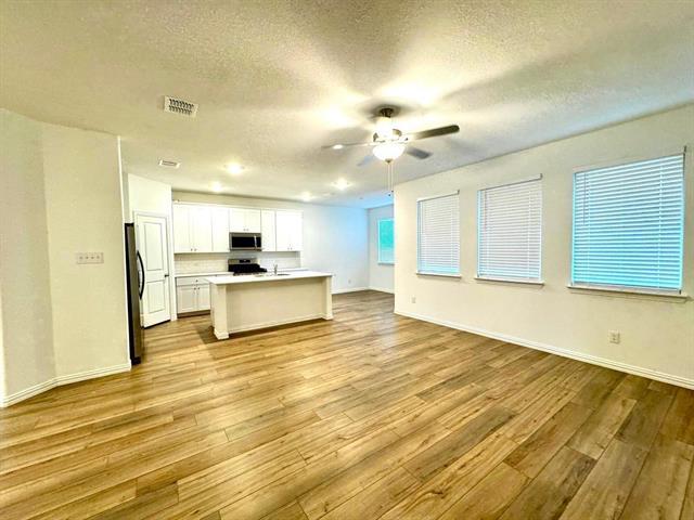 Building Photo - 1012 Longleaf Ln