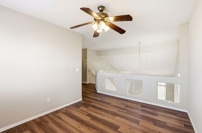 Building Photo - 3722 N 105th Dr