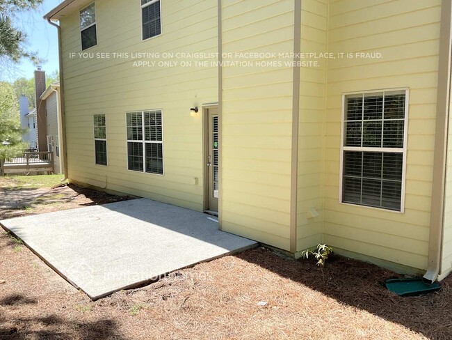 Building Photo - 506 Streamside Pl