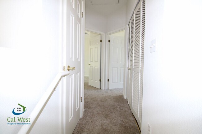 Building Photo - $3,695 - Spacious 2 Bedroom, 2.5 bath tri-level townhouse near Communication Hill in Lancaster Gates