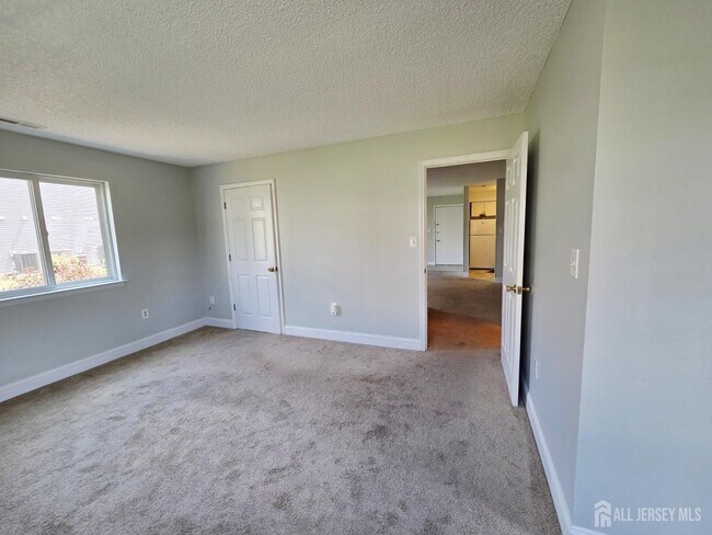 Building Photo - 8113 Tamarron Dr