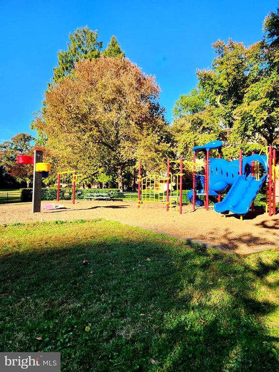 Building Photo - 10320 ROCKVILLE PIK