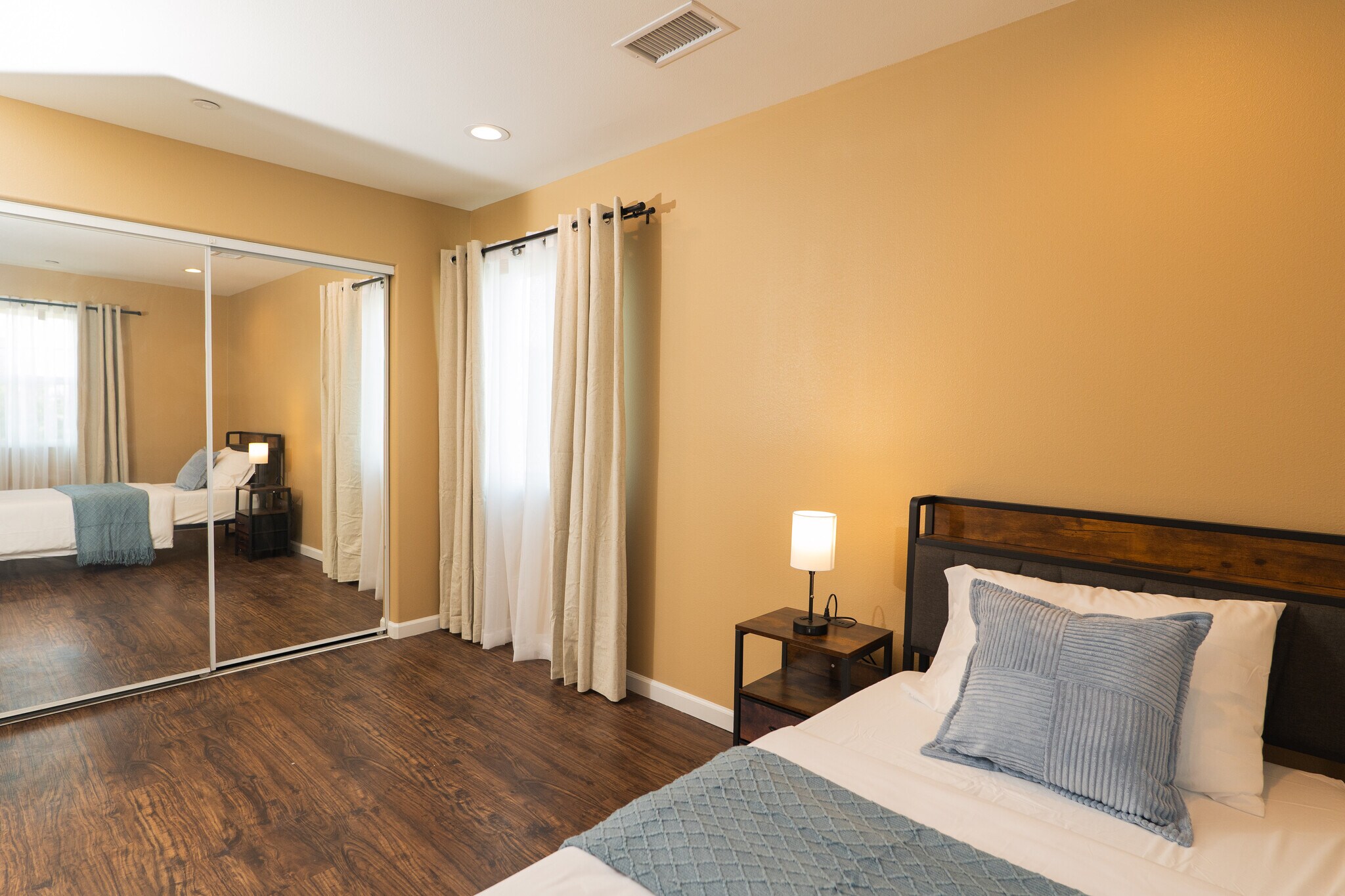 Bedroom 1 - 938 S Bernal Ave