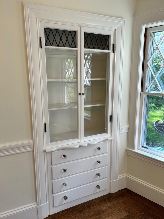 Building Photo - 16 Fletcher St