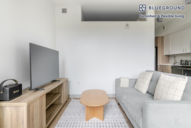 Primary Photo - 89 E Dedham St