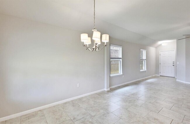 Building Photo - 145 Pine Island Ln
