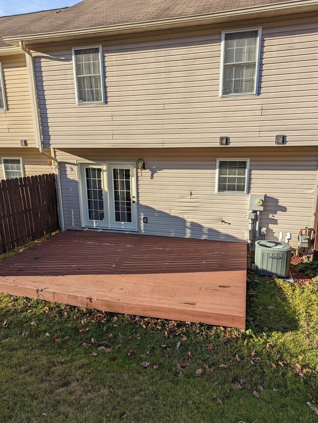 Building Photo - 53 Clear Spring Dr