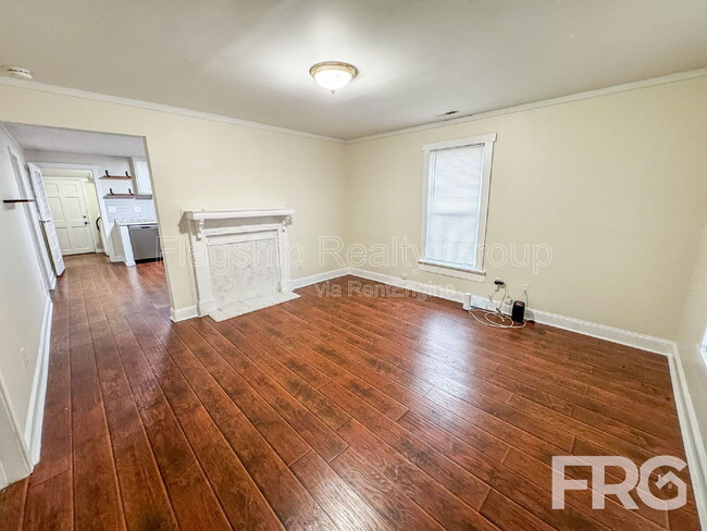 Building Photo - 914 Seaboard St