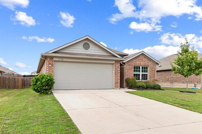 Building Photo - 5712 Montrelia Dr