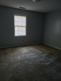 Building Photo - 333 Wrenfield Rd