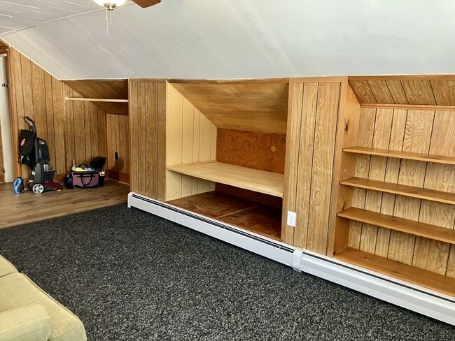 Building Photo - 71 Chapel St