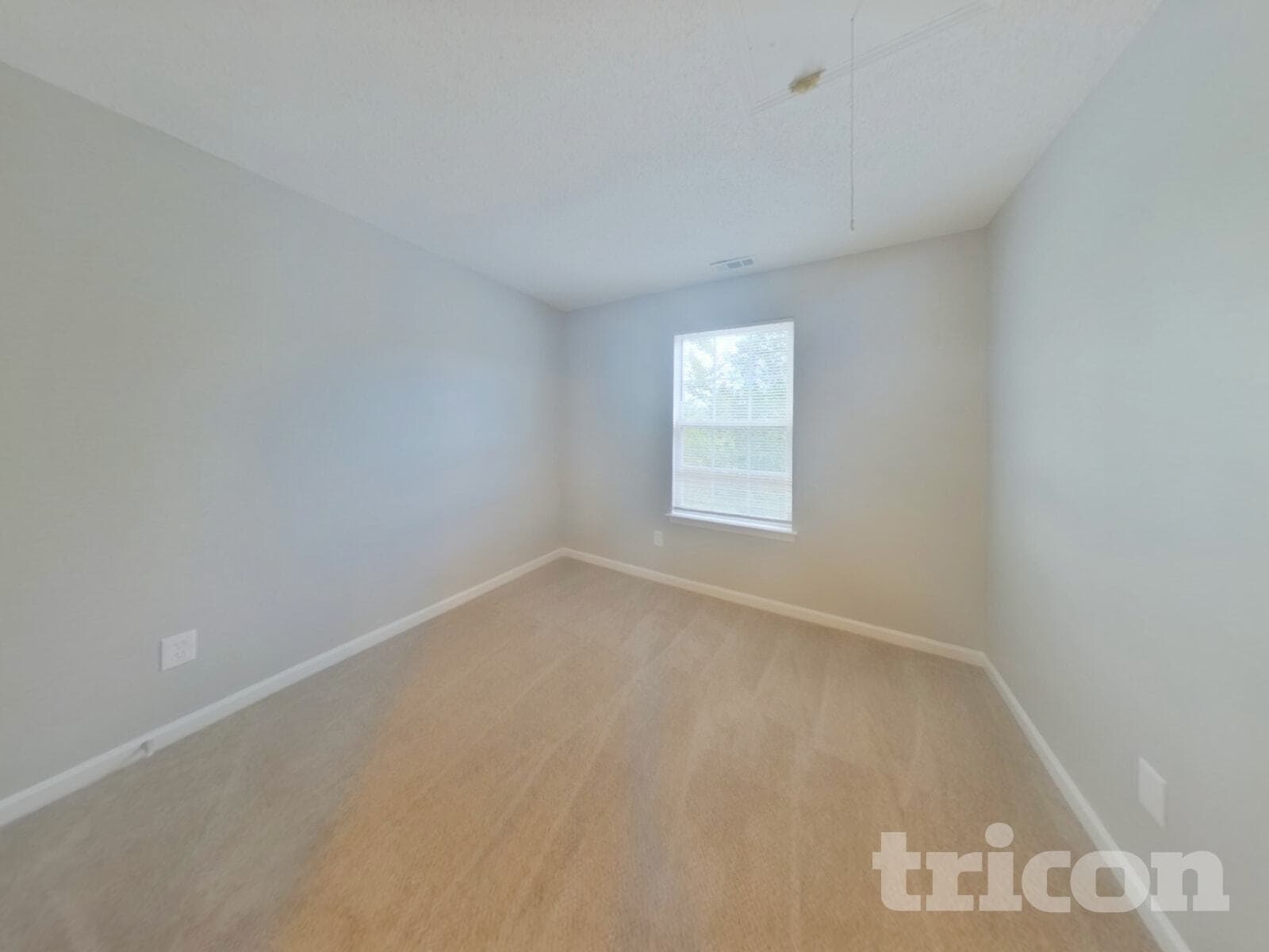 Building Photo - 106 Newbury Dr