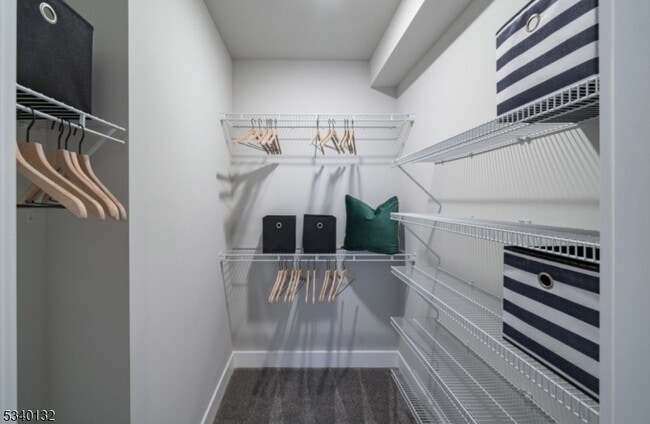 Building Photo - 100 Union St