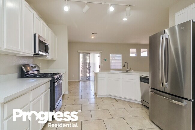 Building Photo - 80 Montagna Mirage St