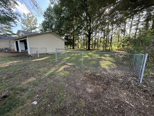 Building Photo - 24200 TN-22