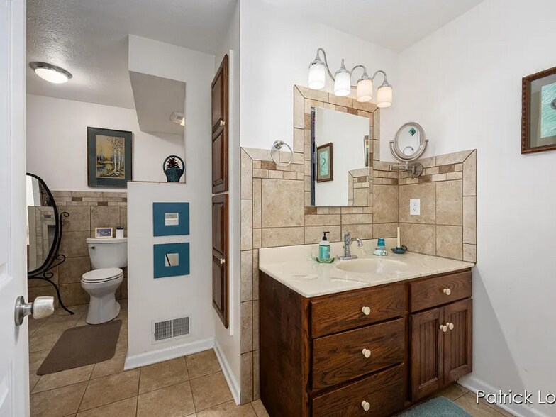 Building Photo - 583 Kingsbury St NW