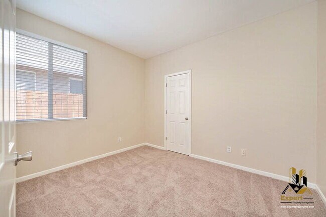 Building Photo - 3438 Zalema Way