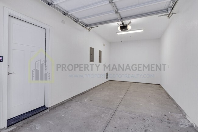 Building Photo - Brand New Built 2 Bedroom duplex in Curtis...