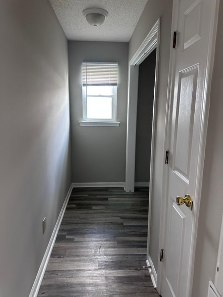 Building Photo - 1524 Richmond Rd