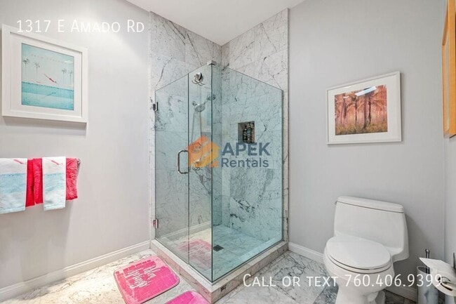 Building Photo - 1317 E Amado Rd