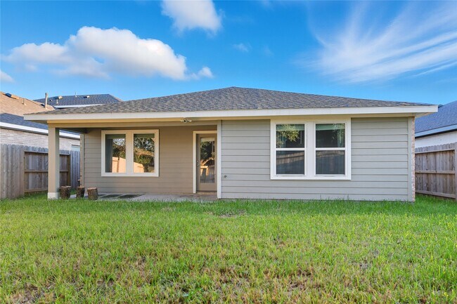Building Photo - 1638 Westway Dr