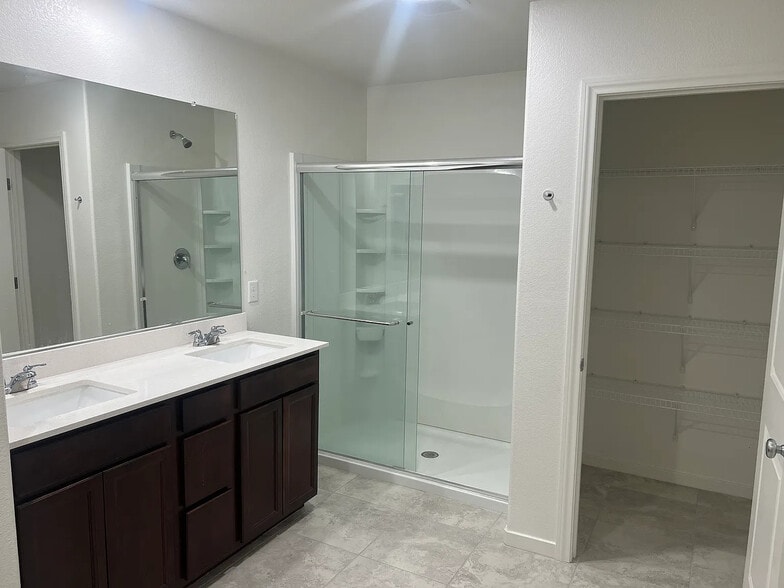 Unfurnished Room C - 2986 Saltillo Ln