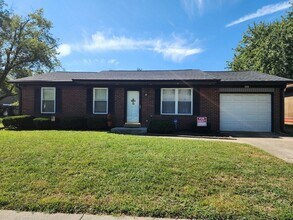 Building Photo - Charming 4BR House in Jeffersonville