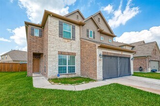 Building Photo - 3030 Currier Ct