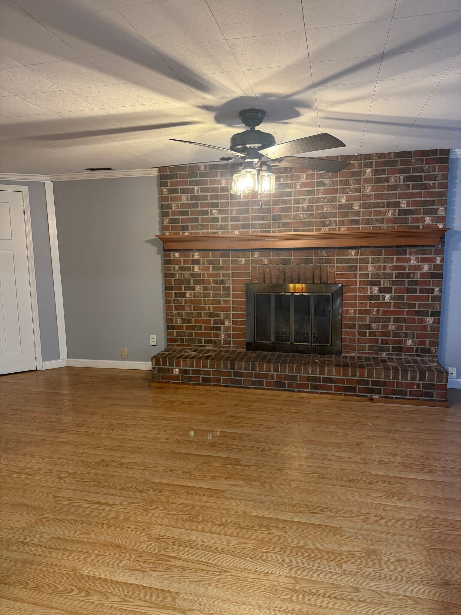 Building Photo - 1900 Beck Ln