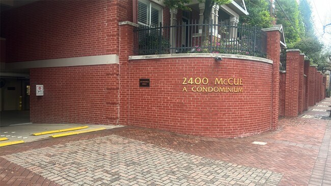 Building Photo - 2400 McCue Rd