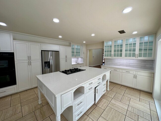 Building Photo - Wonderful newly updated home for rent in t...