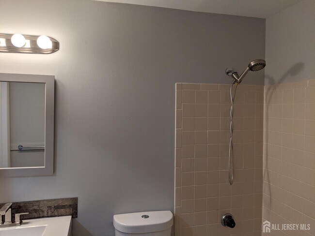 Building Photo - 4805 Ravens Crest Dr