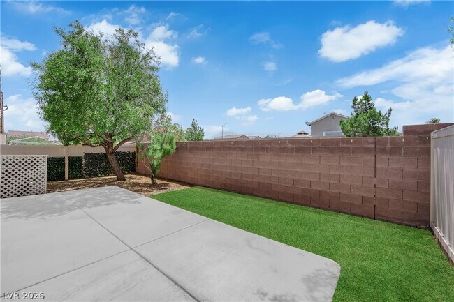 Building Photo - 5079 W Desert Dandelion Ct