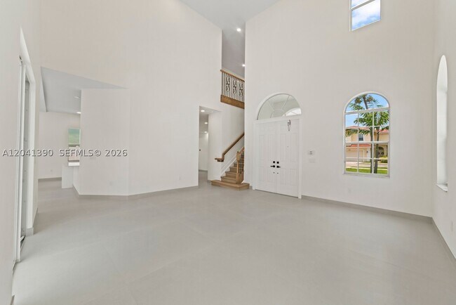 Building Photo - 3040 SW 44th St