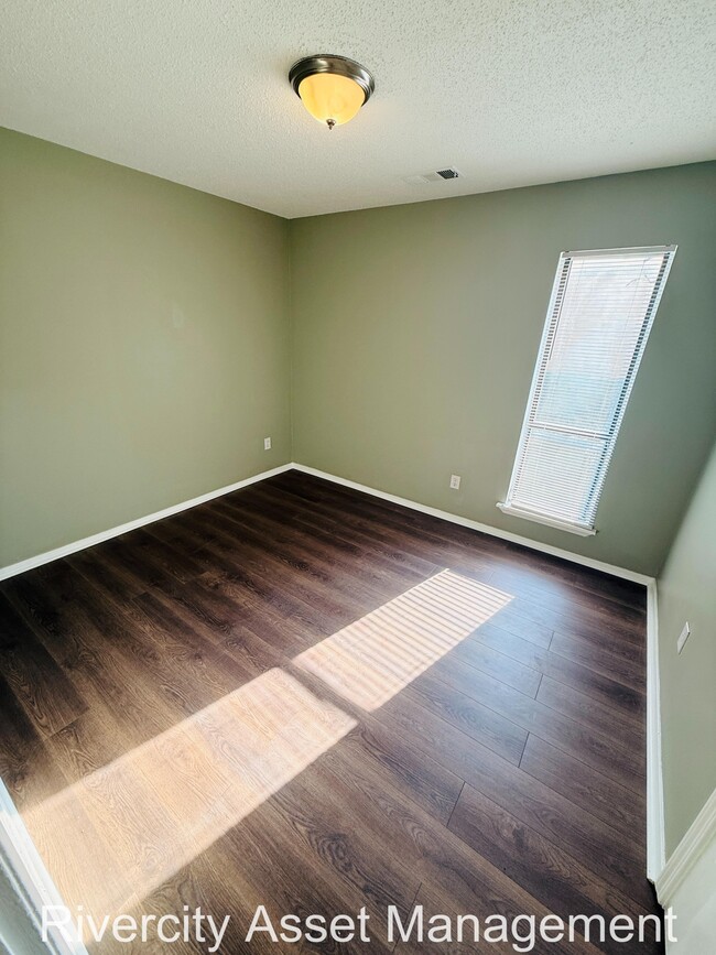 Building Photo - 6408 Green Grove Dr