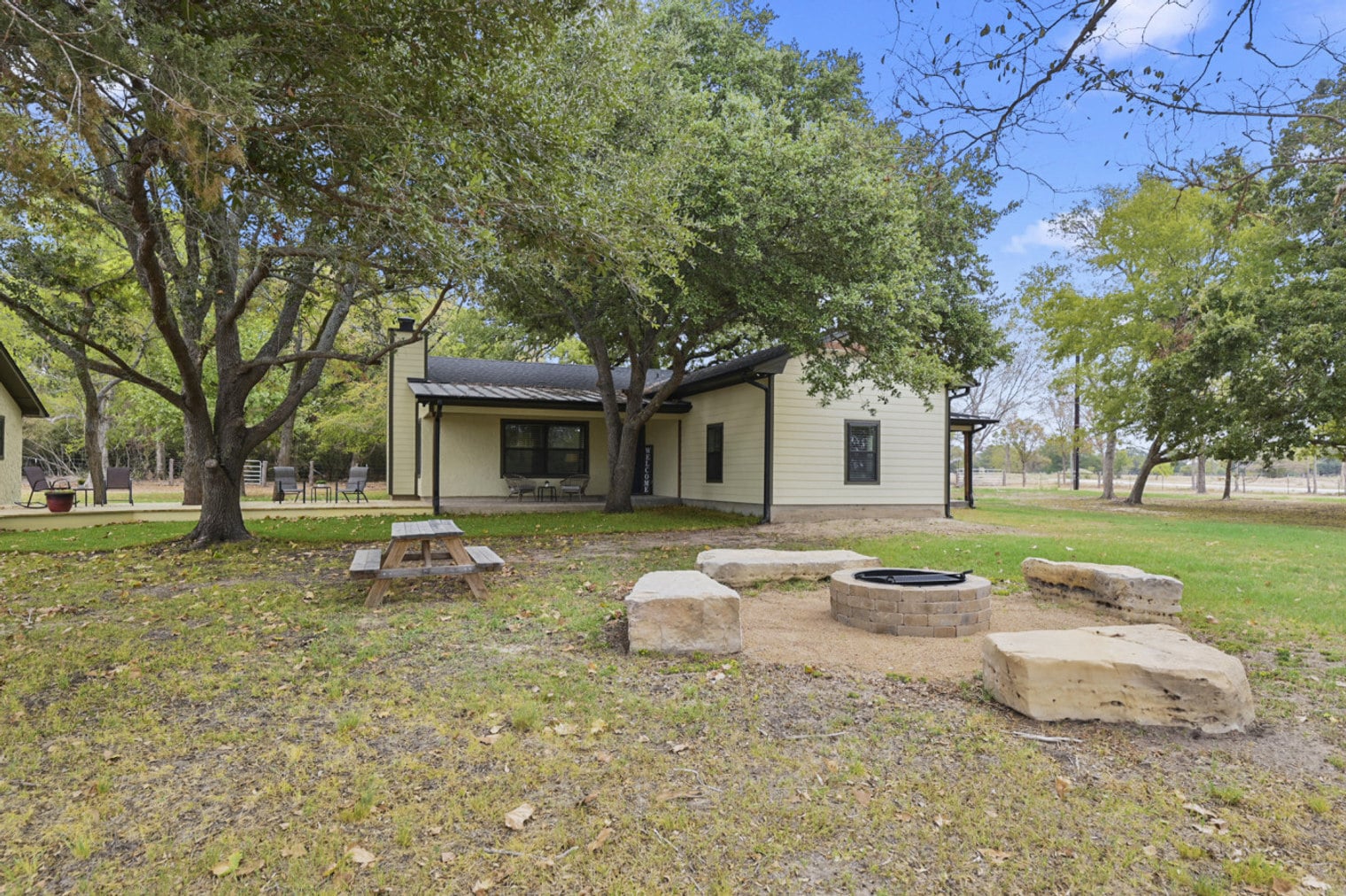 Building Photo - 5472 Andert Rd