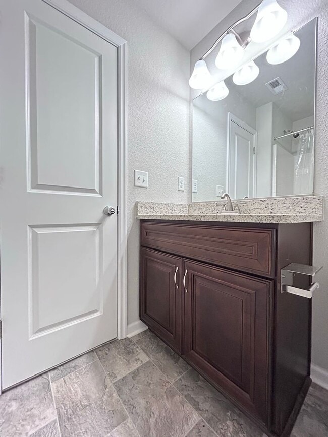 Building Photo - Beautiful New Construction Home in Central...