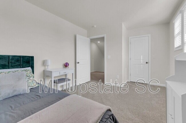 Building Photo - 1110 Silverbend Trl