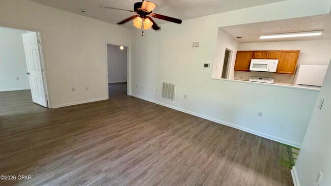 Building Photo - 9117 Laird St