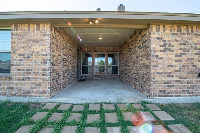 Building Photo - 325 Paloma St