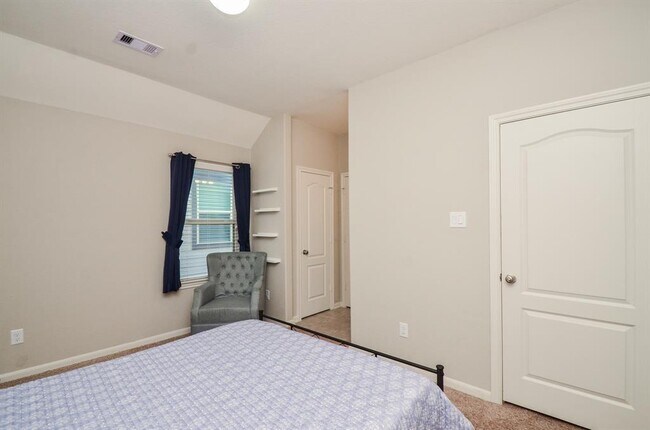 Building Photo - 1627 Summer City Dr