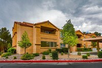 Building Photo - 2 Bed, 2 Bath 1st Floor Condo In West Las ...